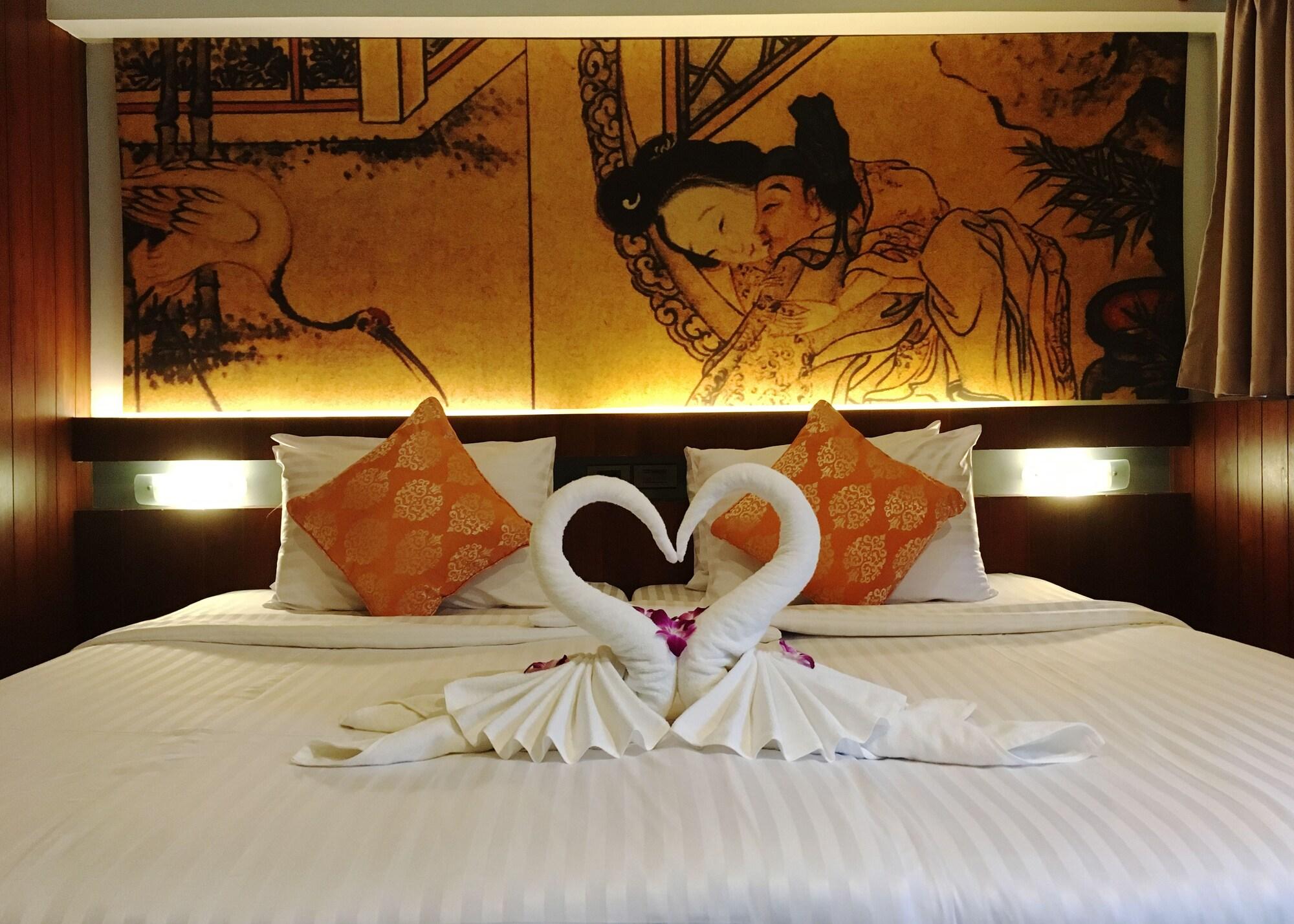 Lap Roi Karon Beachfront By Shanaya Dış mekan fotoğraf
