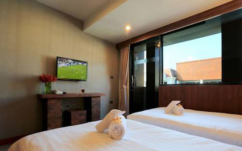 Lap Roi Karon Beachfront By Shanaya Dış mekan fotoğraf