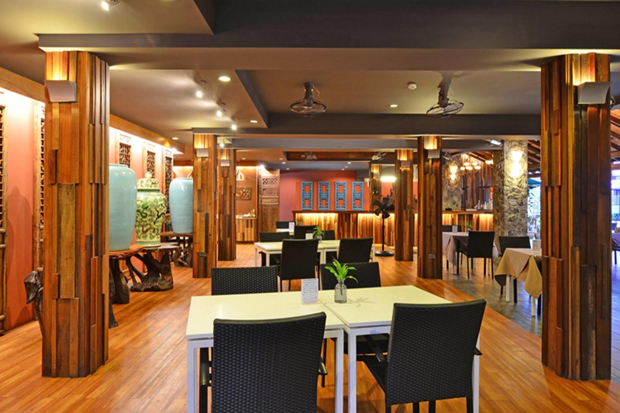 Lap Roi Karon Beachfront By Shanaya Dış mekan fotoğraf