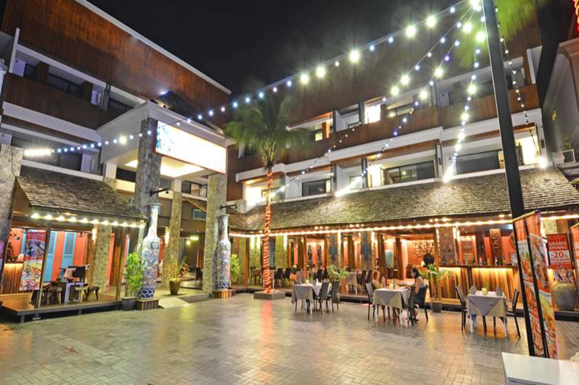 Lap Roi Karon Beachfront By Shanaya Dış mekan fotoğraf